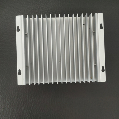 500W 1000W PWM সোলার চার্জ কন্ট্রোলার 30A 12V 24V RS232 LCD স্ক্রিন