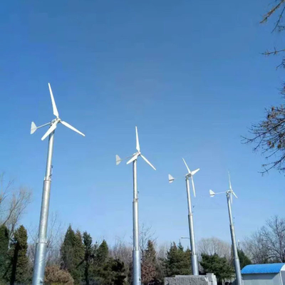 বাড়ির ব্যবহারের জন্য 5KW Hawt অনুভূমিক অক্ষ বায়ু টারবাইন 96V 220V মাল্টি কালার